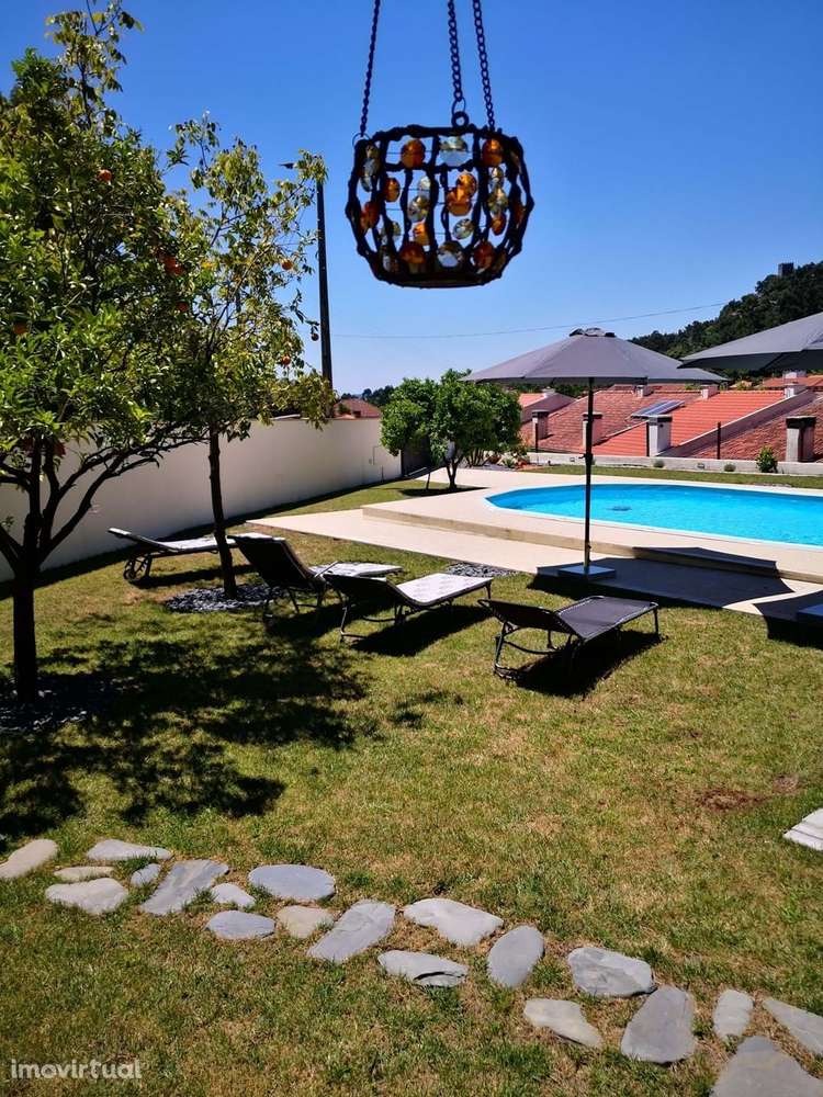 Moradia T5 com Piscina e lote de 5800m2 em Arnóia - Grande imagem: 3/34