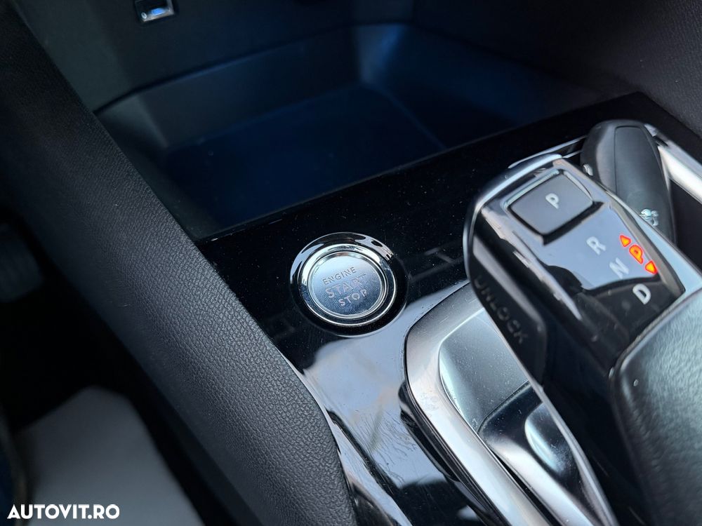 Peugeot 5008 BlueHDI 130 EAT8 Active Pack - 24