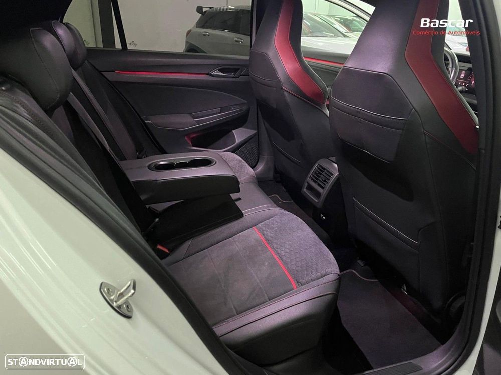 VW Golf 2.0 TSI GTI Clubsport DSG - 13