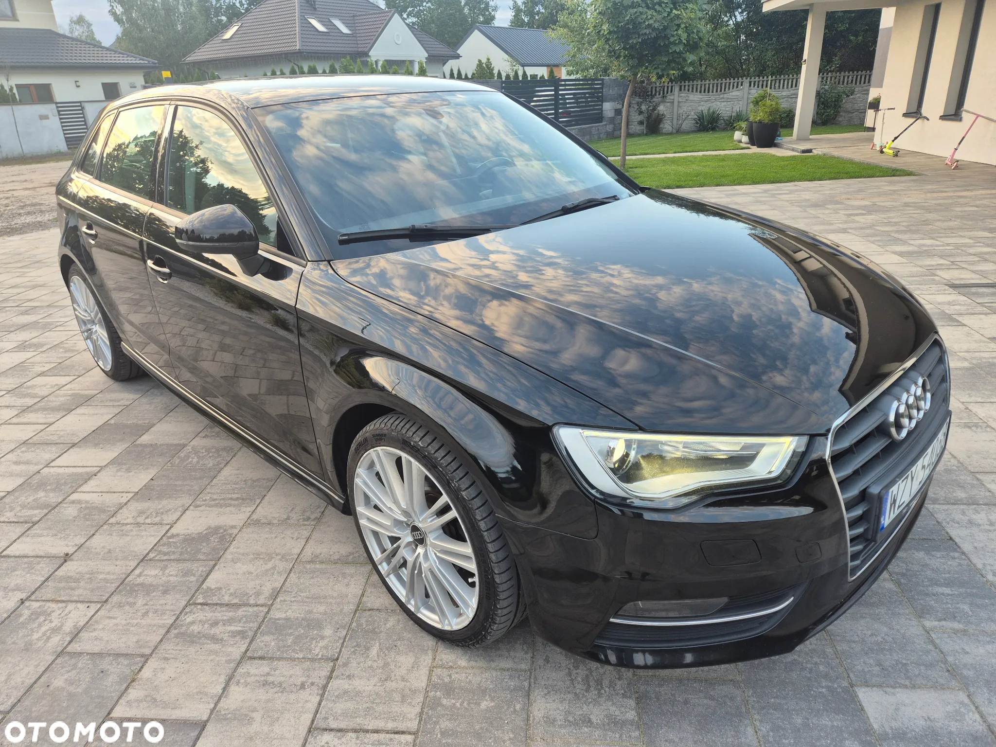 Audi A3 Sportback 1.6 TDI Attraction - 3