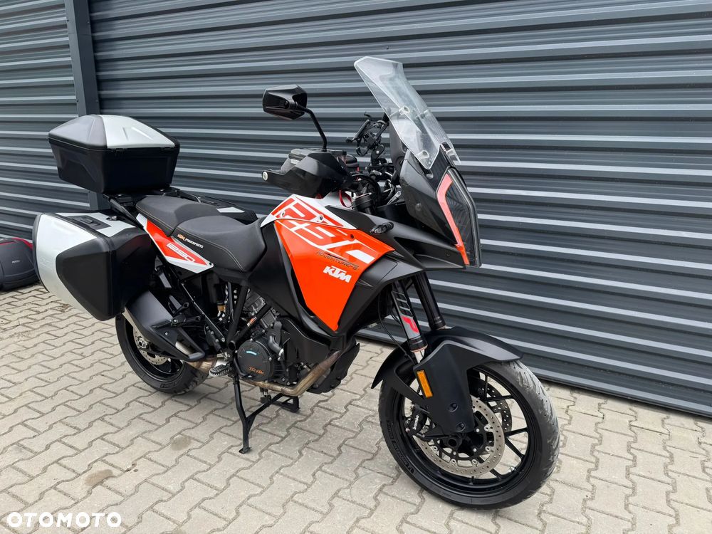 KTM Adventure - 2