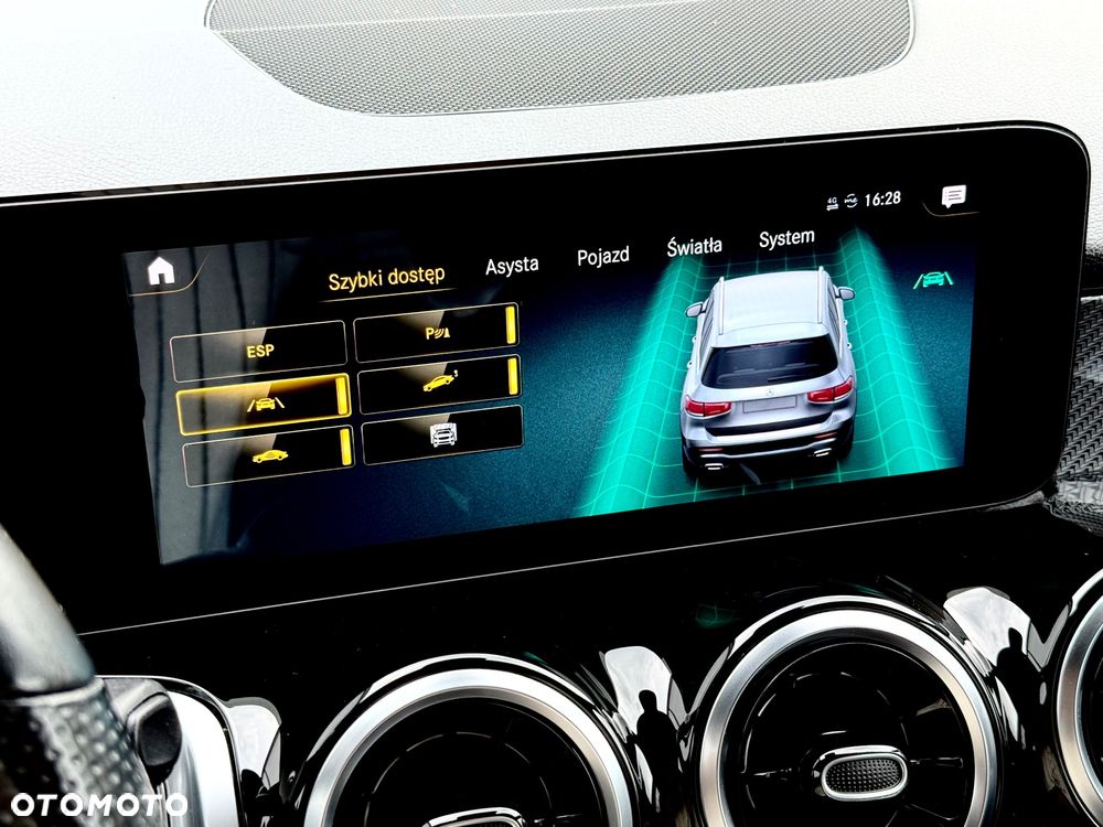 Mercedes-Benz GLB 200 d 8G-DCT AMG Line - 38