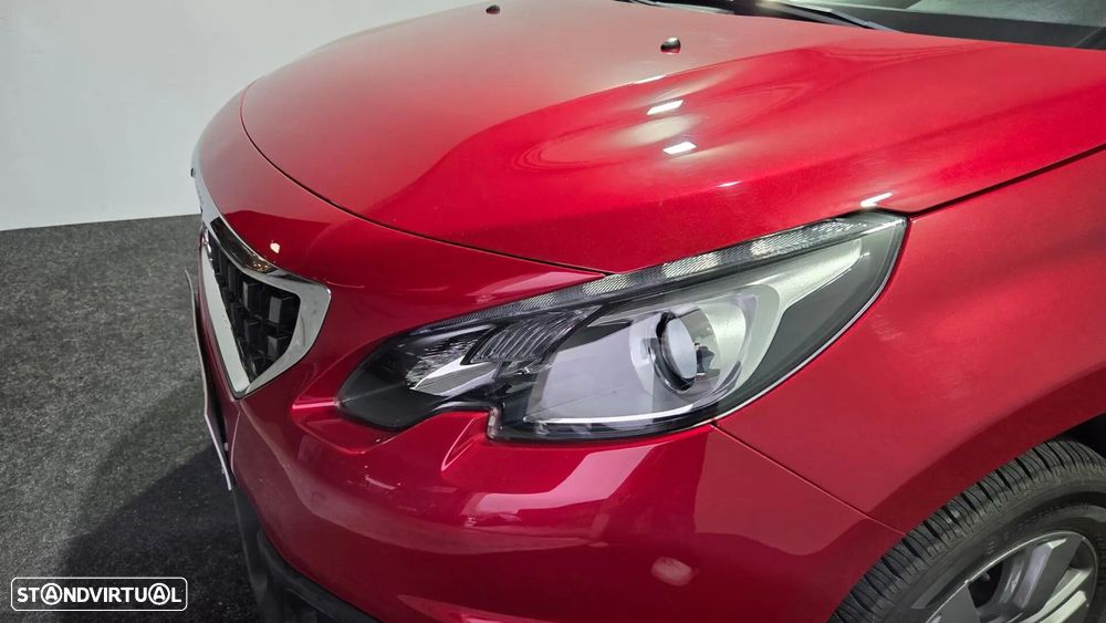 Peugeot 2008 PureTech 130 Stop&Start Allure - 4