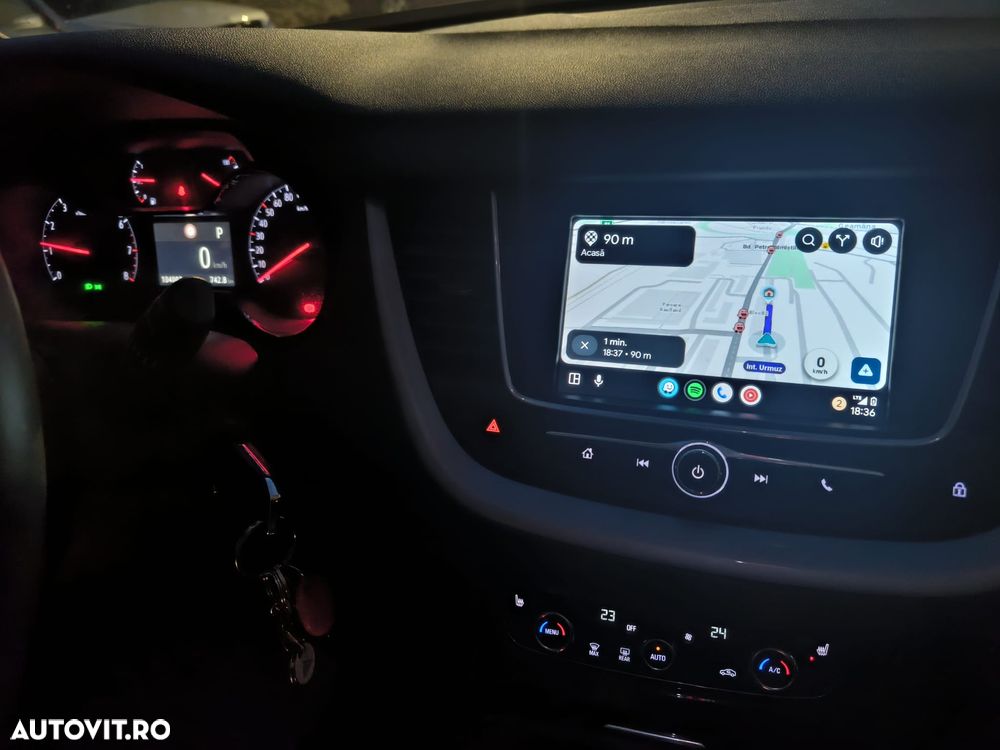 Opel Grandland X 1.2 Turbo START/STOP Aut. Design Line - 3