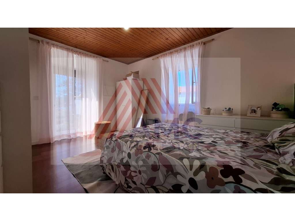 VENDE-SE MORADIA + TERRENO COM ATAFONA NA CRIAÇÃO VELHA, MADALENA D... - Grande imagem: 4/27