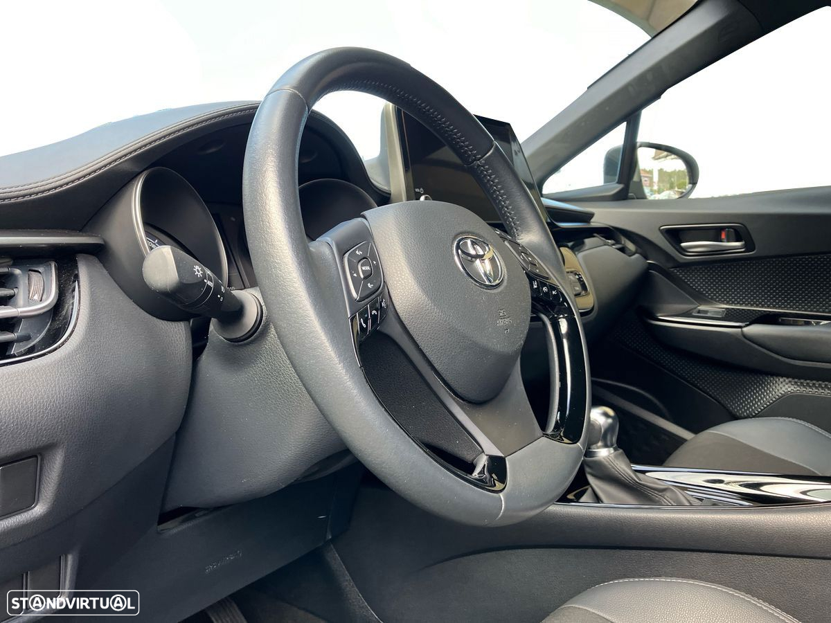 Toyota C-HR - 12