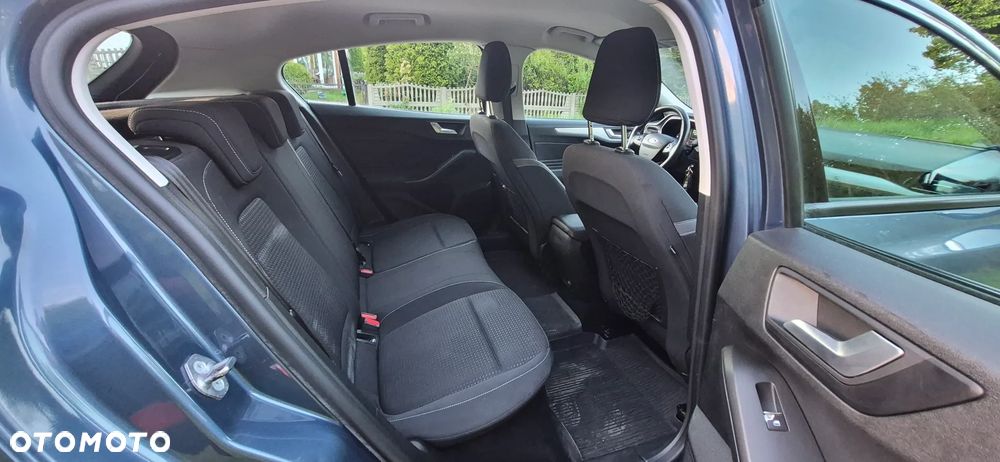 Ford Focus 1.0 EcoBoost Trend Edition - 9