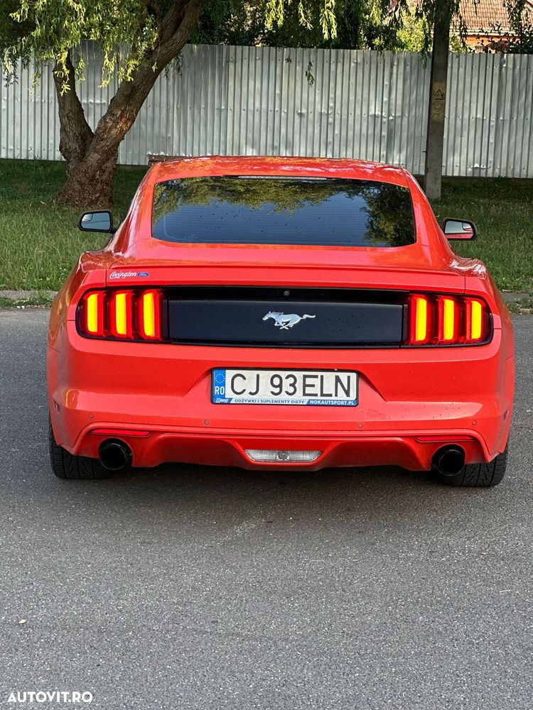 Ford Mustang 2.3 EcoBoost Aut. - 4
