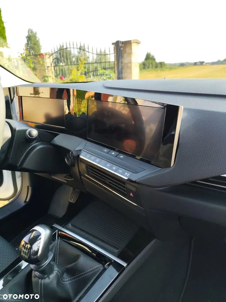 Opel Astra 1.2 Turbo Edition - 13