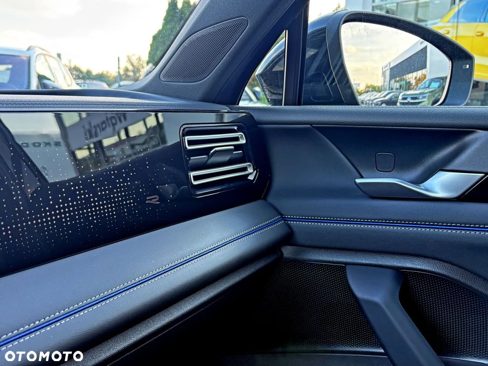 Volkswagen Tiguan 1.5 eHybrid PHEV 200kW R-Line Plus DSG - 35