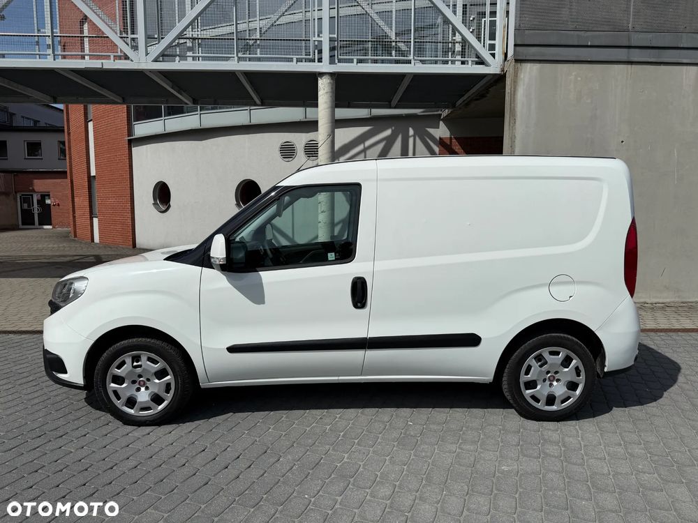 Fiat Doblo Furgon 3 Osobowy - 6