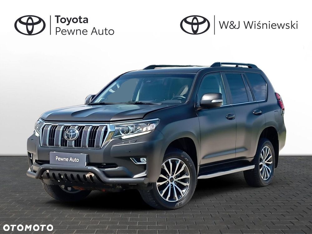 Toyota Land Cruiser - 1