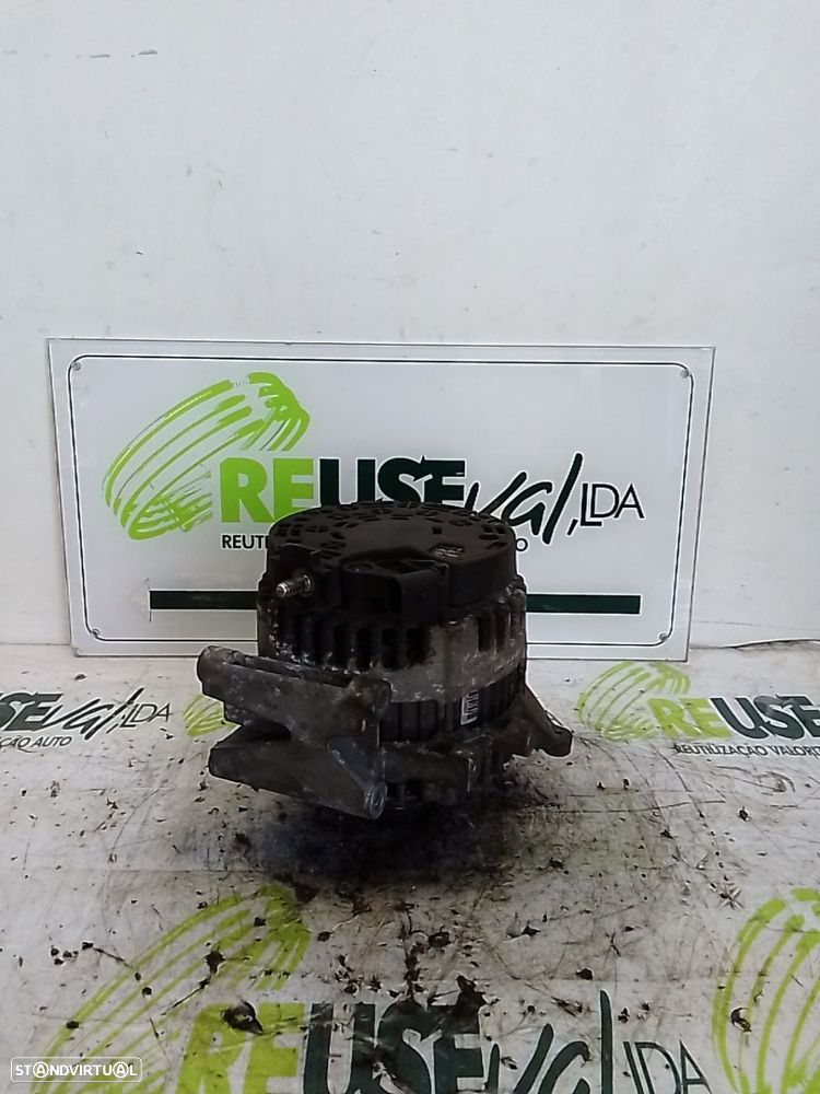 Alternador Mercedes-Benz C-Class (W204) - 3