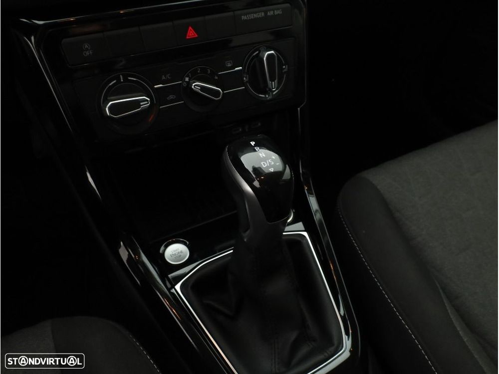 VW T-Cross 1.0 TSI Life DSG - 23