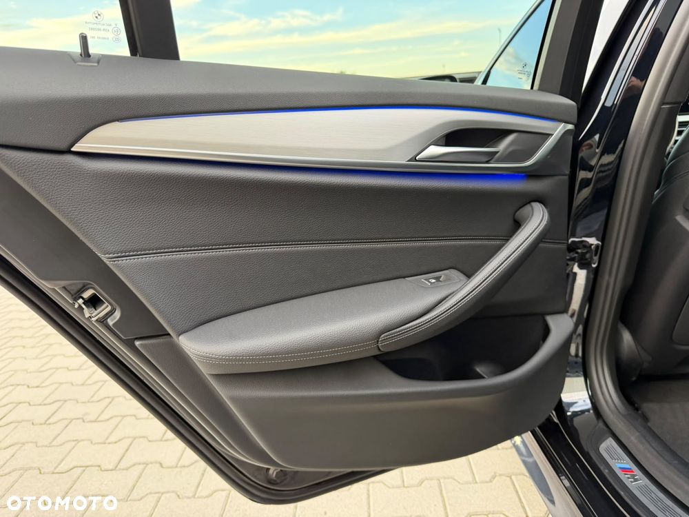 BMW Seria 5 520d xDrive mHEV M Sport sport - 24