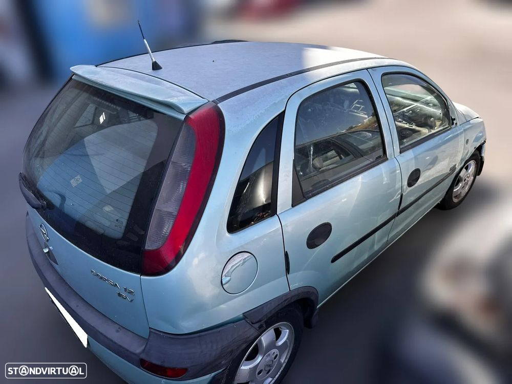 Opel Corsa C 1.2 de 2002 para peças - 3