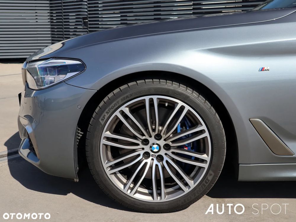 BMW Seria 5 M550d xDrive - 3