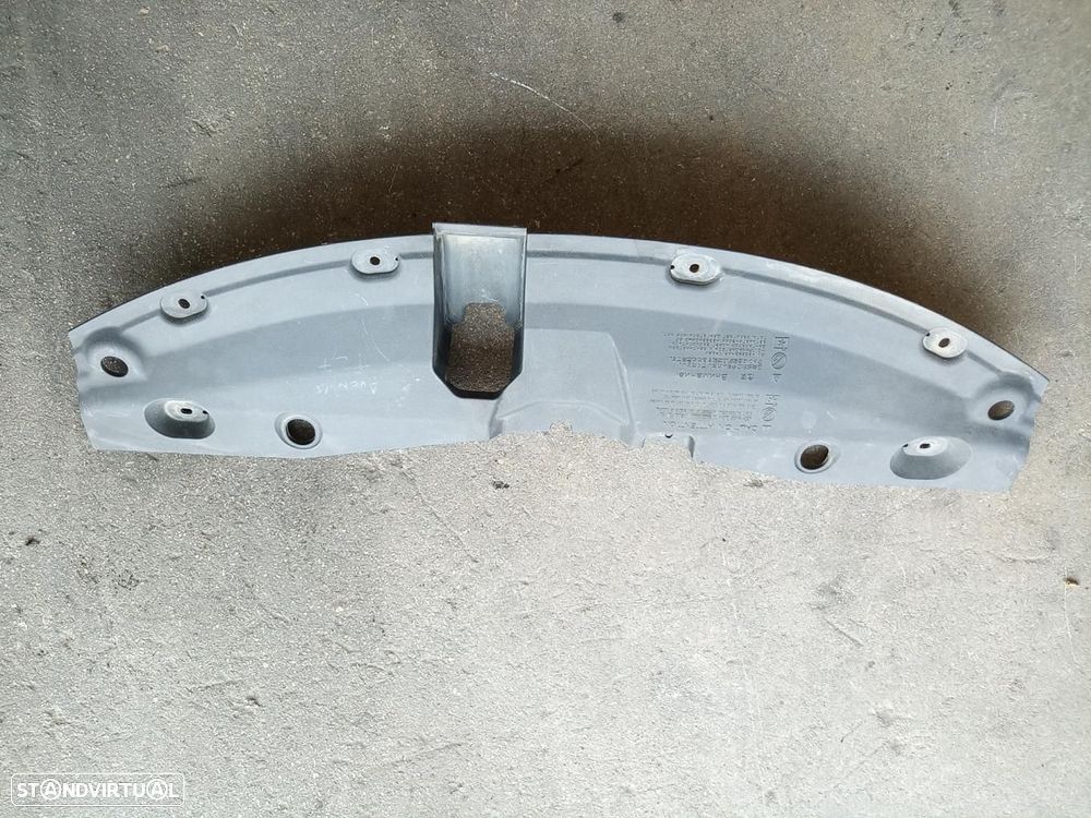 GRELHA DO RADIADOR FRONTAL TOYOTA AVENSIS CROSS SPORT T27 - 1