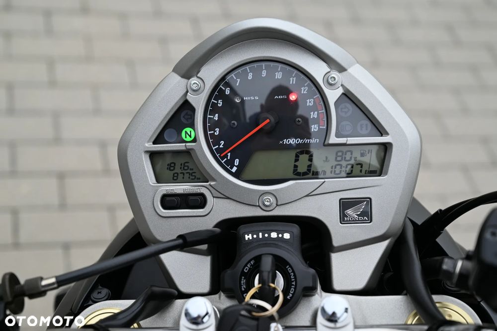 Honda Hornet - 8
