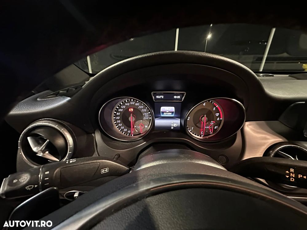 Mercedes-Benz CLA Shooting Brake 220 (CDI) d 4Matic 7G-DCT AMG Line - 14