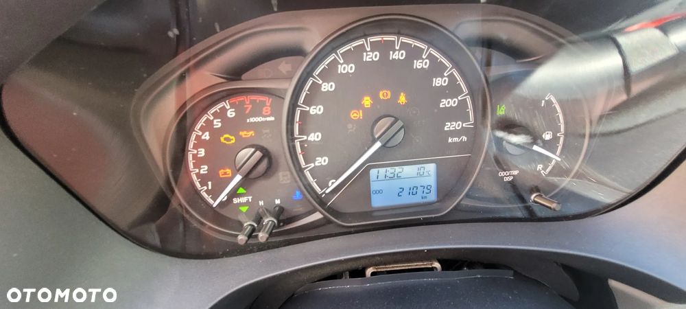 Toyota Yaris 1.5 Active - 8