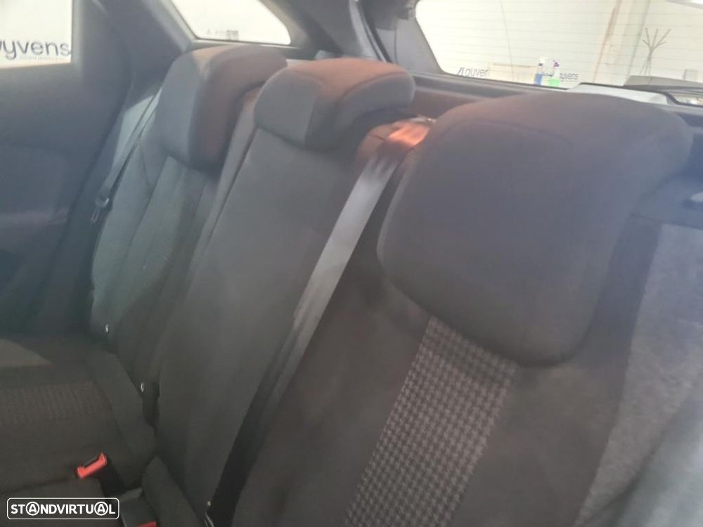 Peugeot 3008 1.5 BlueHDi Active Pack - 5