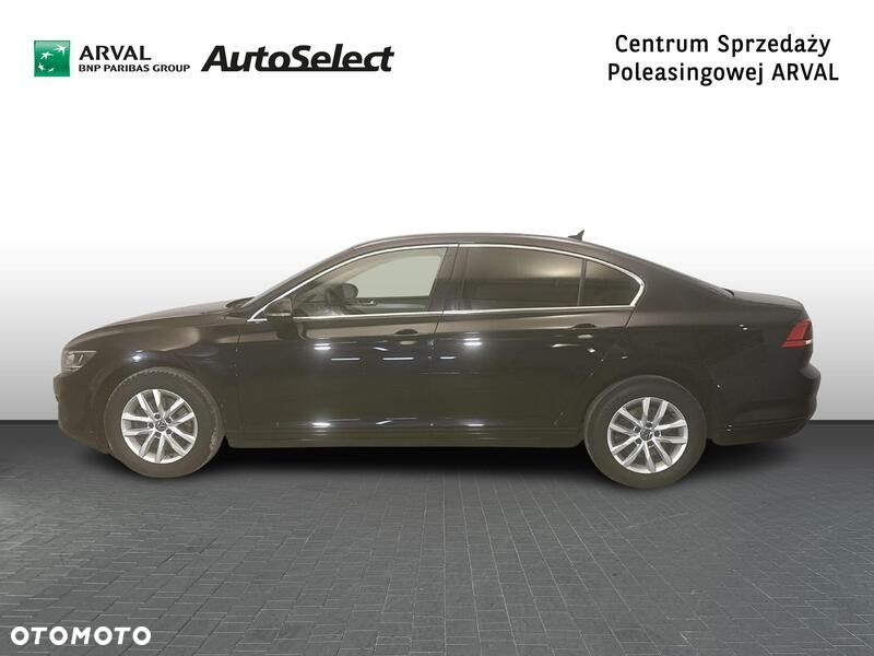 Volkswagen Passat - 2