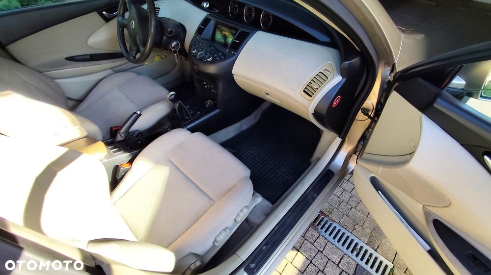 Nissan Primera 1.8 Visia - 6