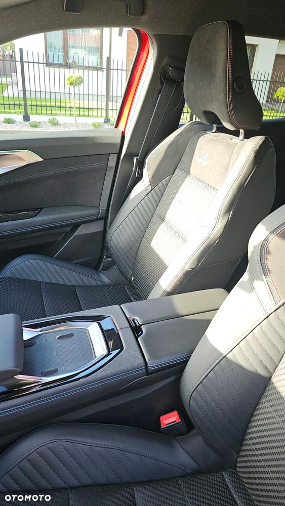 Renault Austral 1.3 TCe mHEV Iconic esprit Alpine - 14