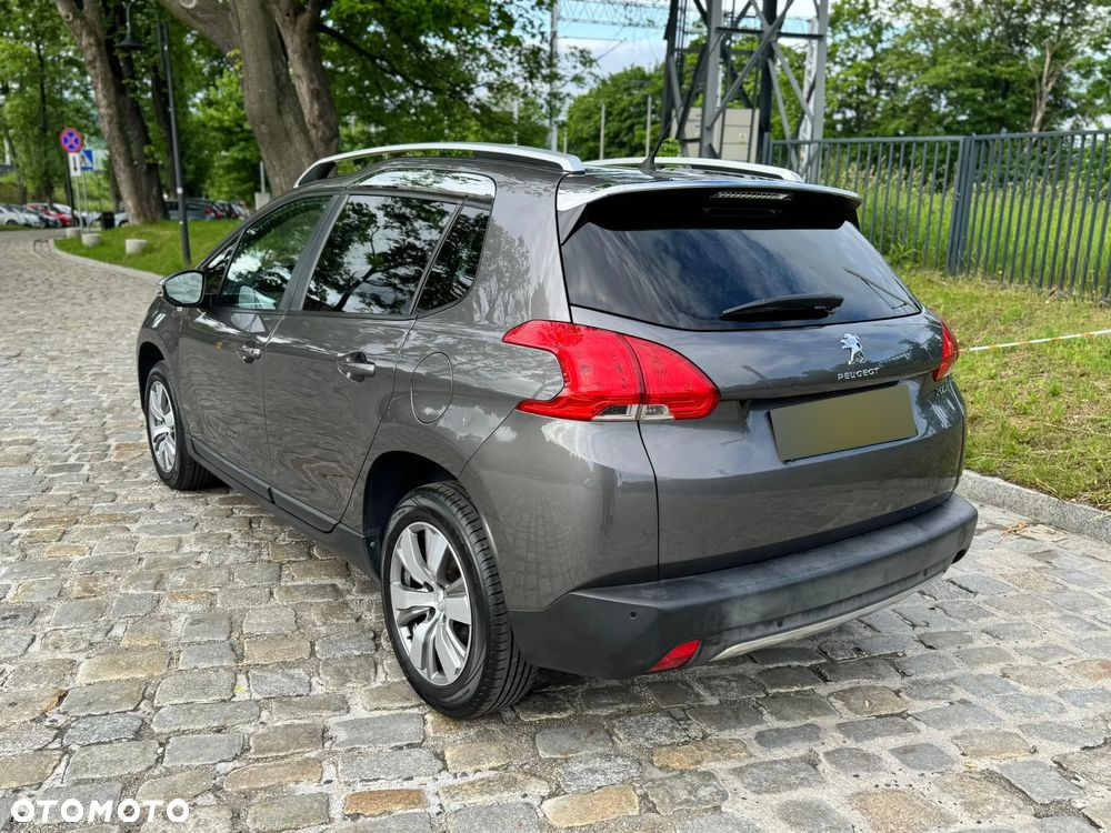 Peugeot 2008 1.2 VTi Allure - 7