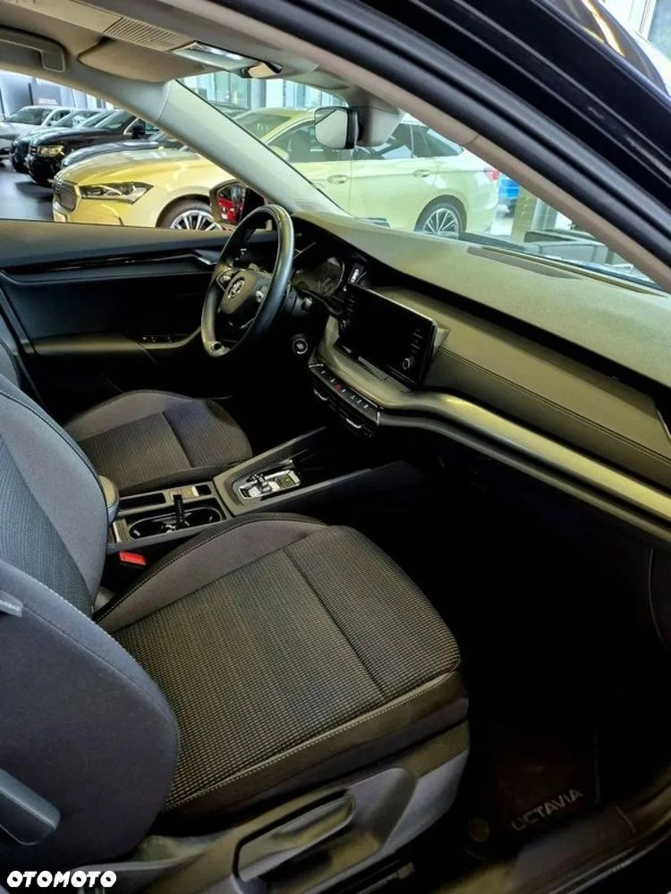 Skoda Octavia - 12