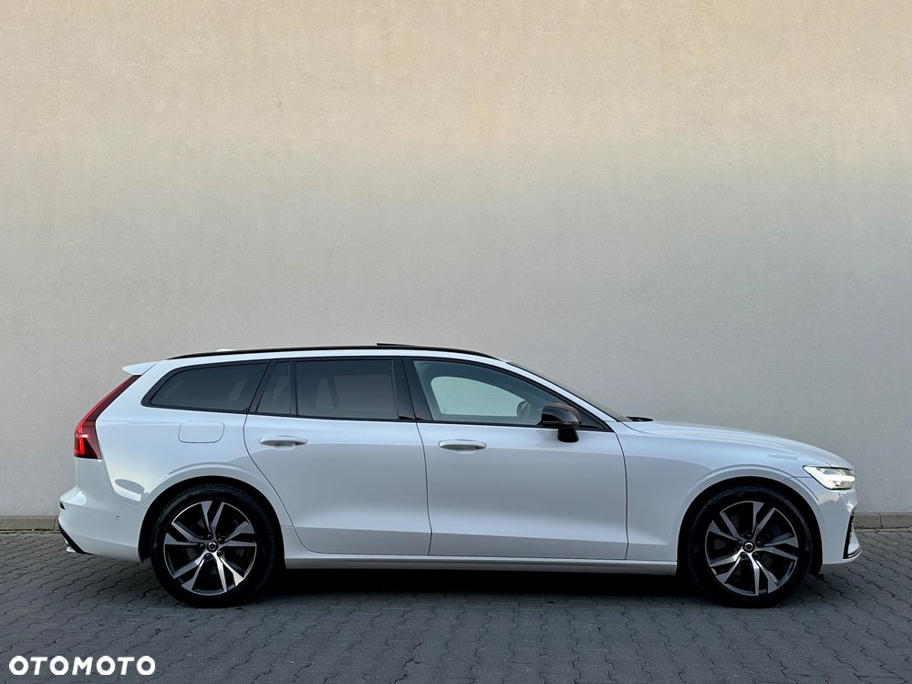Volvo V60 T6 AWD Recharge Geartronic RDesign - 15