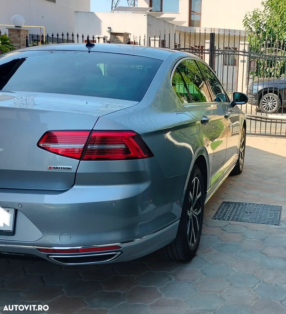 Volkswagen Passat 2.0 TDI DSG 4Motion R Executive - 6