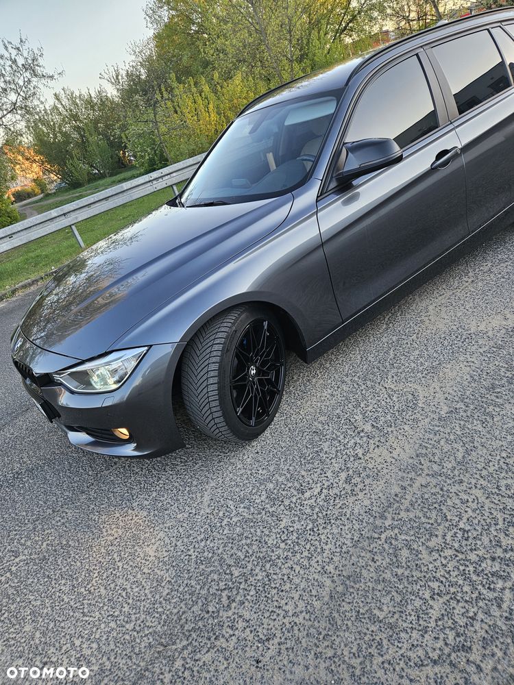 BMW Seria 3 320d Efficient Dynamics Edition - 2