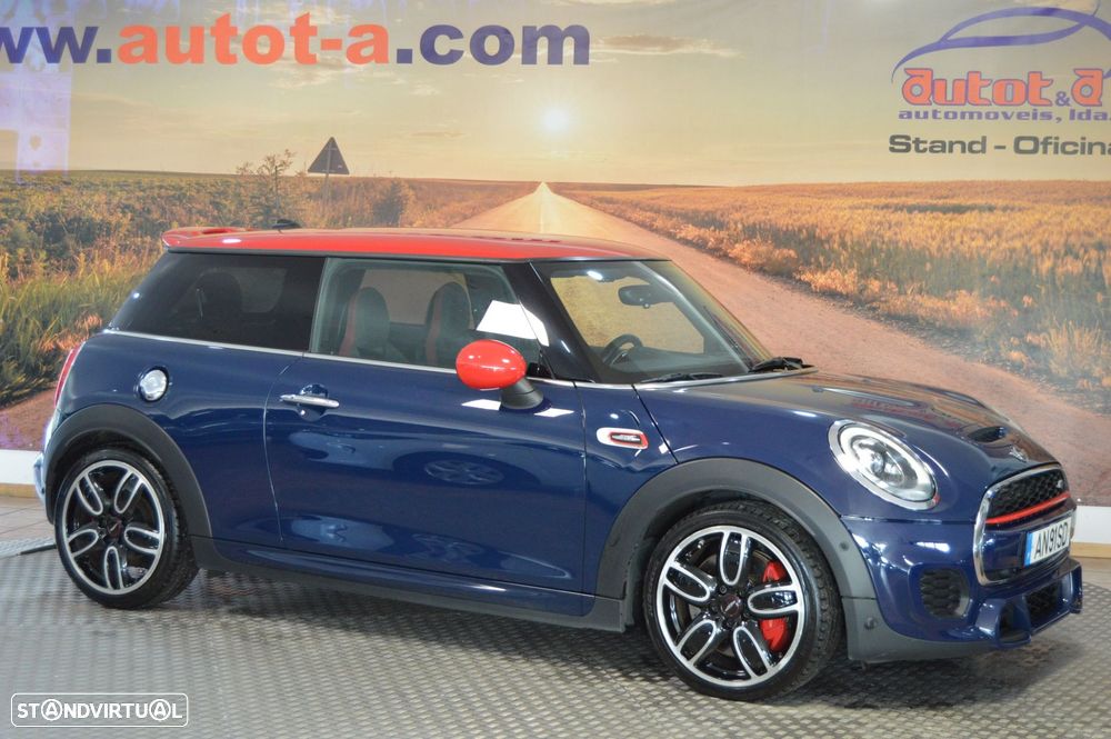 MINI 3 Portas John Cooper Works Auto Desportiva - 7