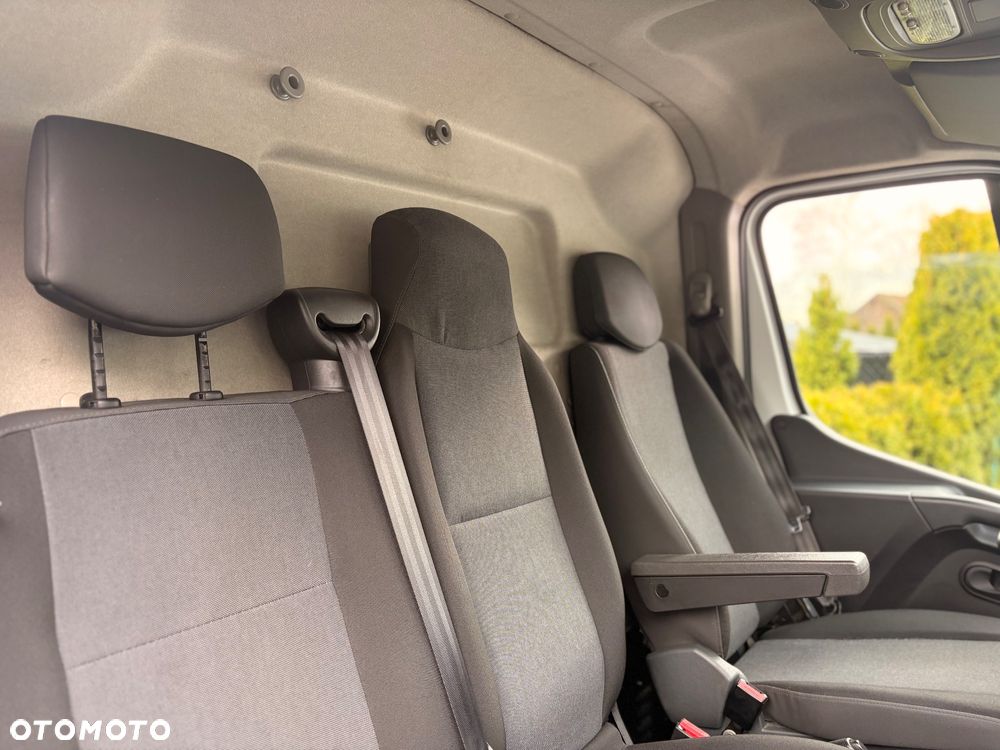 Renault Master L2H2 3.5t Pack Clim 4d - 18