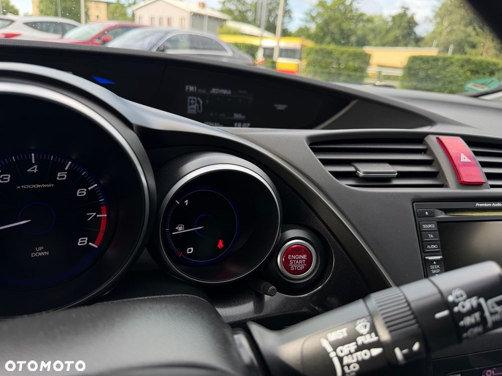 Honda Civic 1.8 Executive NAVI - 12
