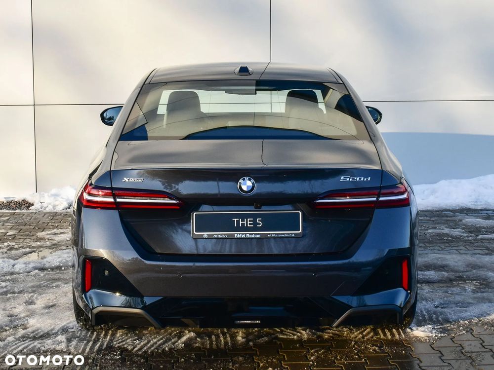 BMW Seria 5 520d xDrive - 6