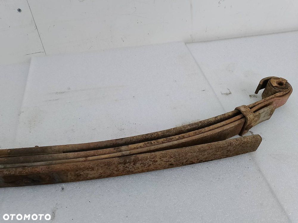 RESOR TYŁ IVECO DAILY 2.8 JTD DIESEL - 2