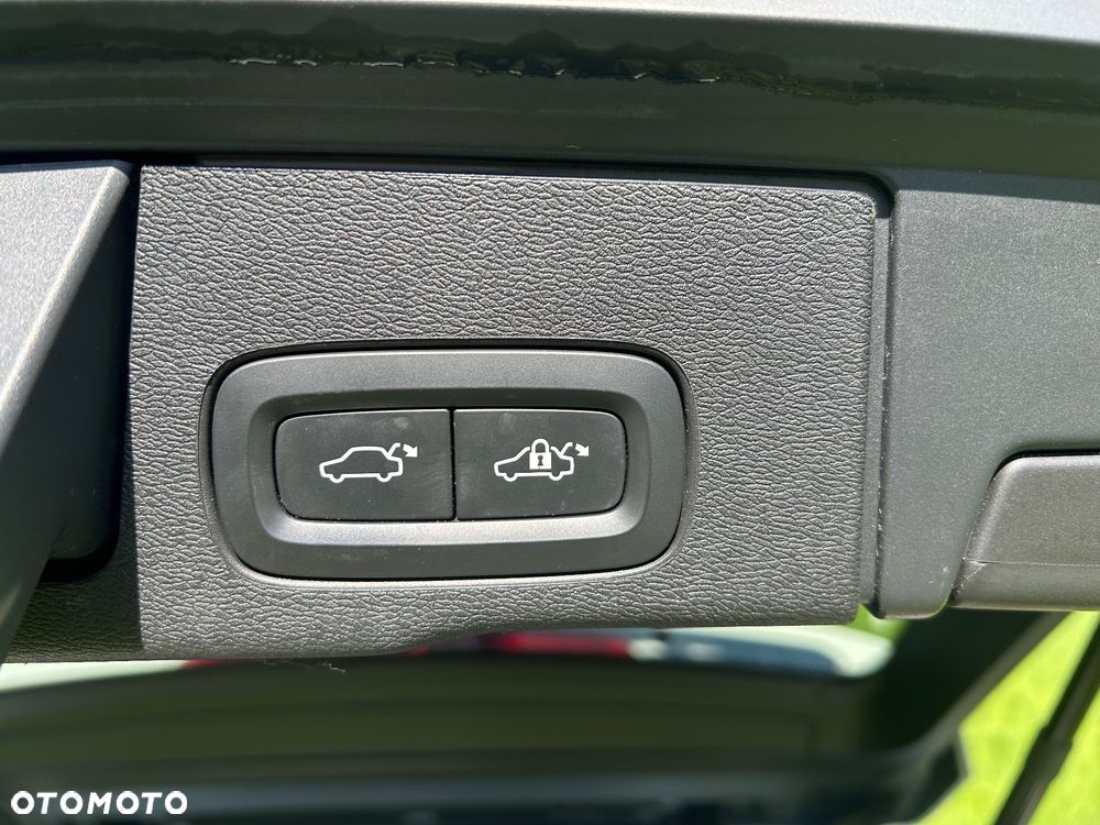 Volvo XC 60 D5 AWD Inscription - 11