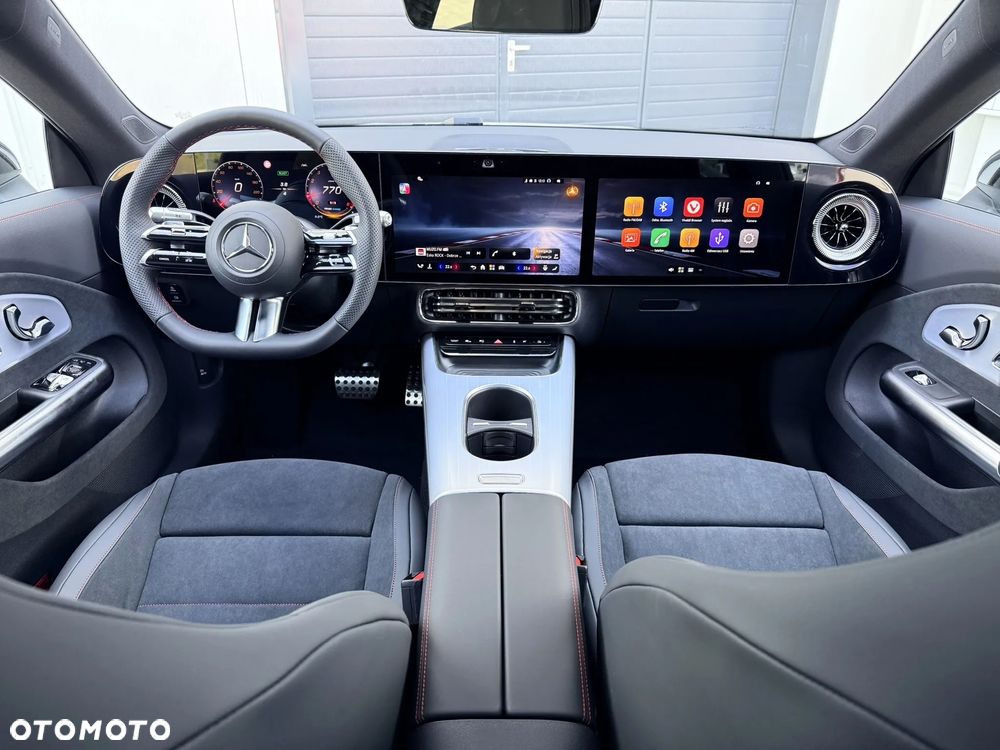 Mercedes-Benz CLA - 10