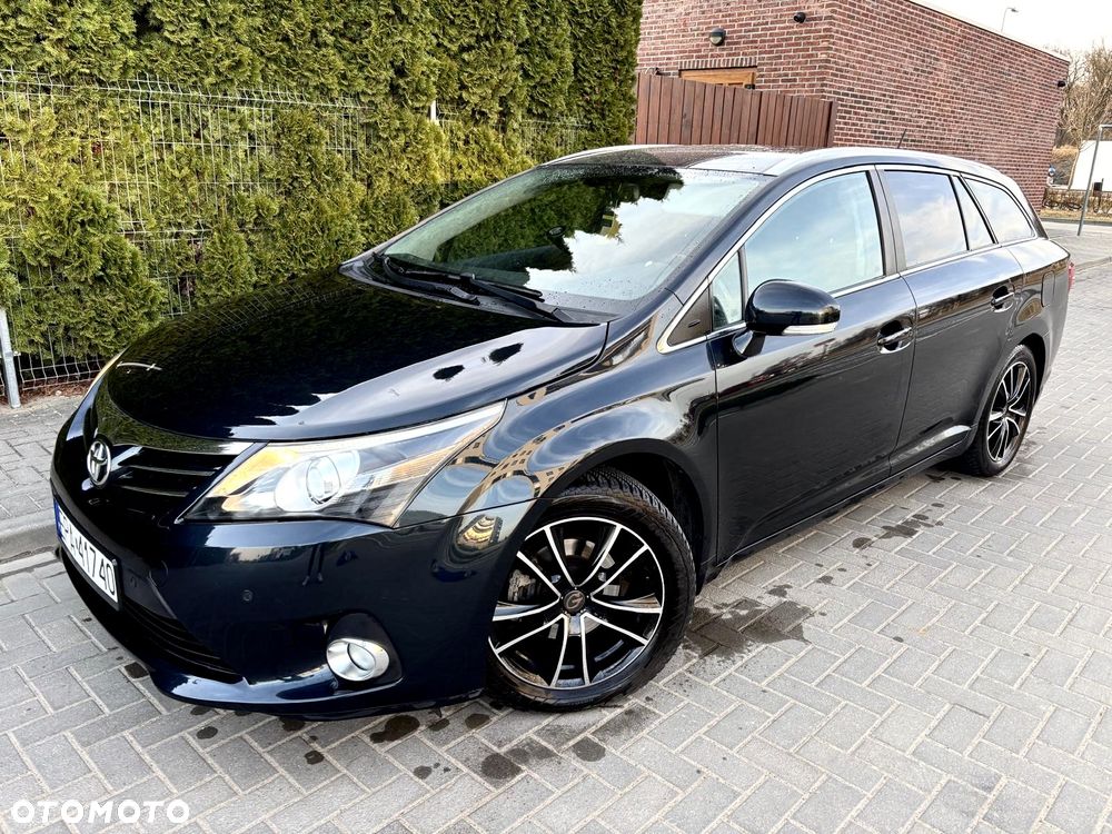 Toyota Avensis 2.0 D-4D Comfort - 8