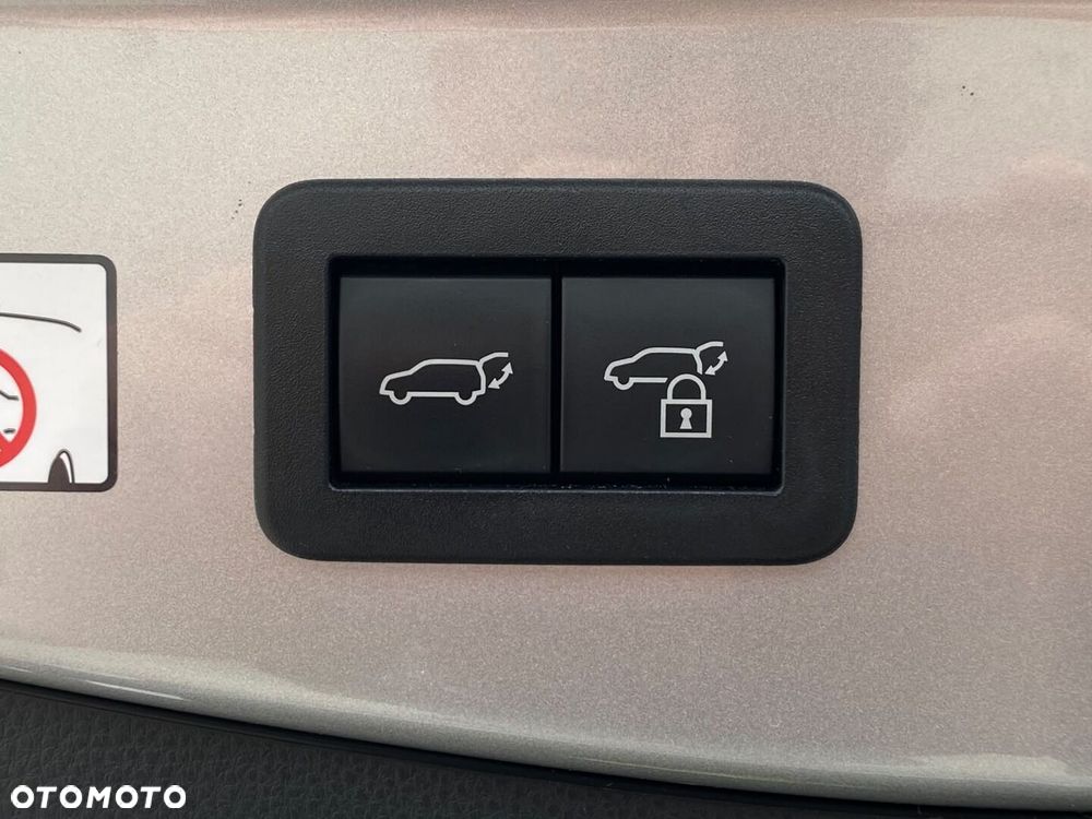 Toyota C-HR 2.0 Hybrid Dynamic Force Executive AWD - 32