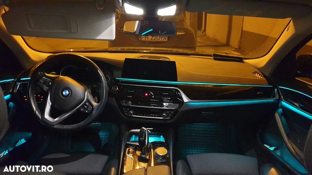 BMW Seria 5 520i Aut. Sport Line - 6