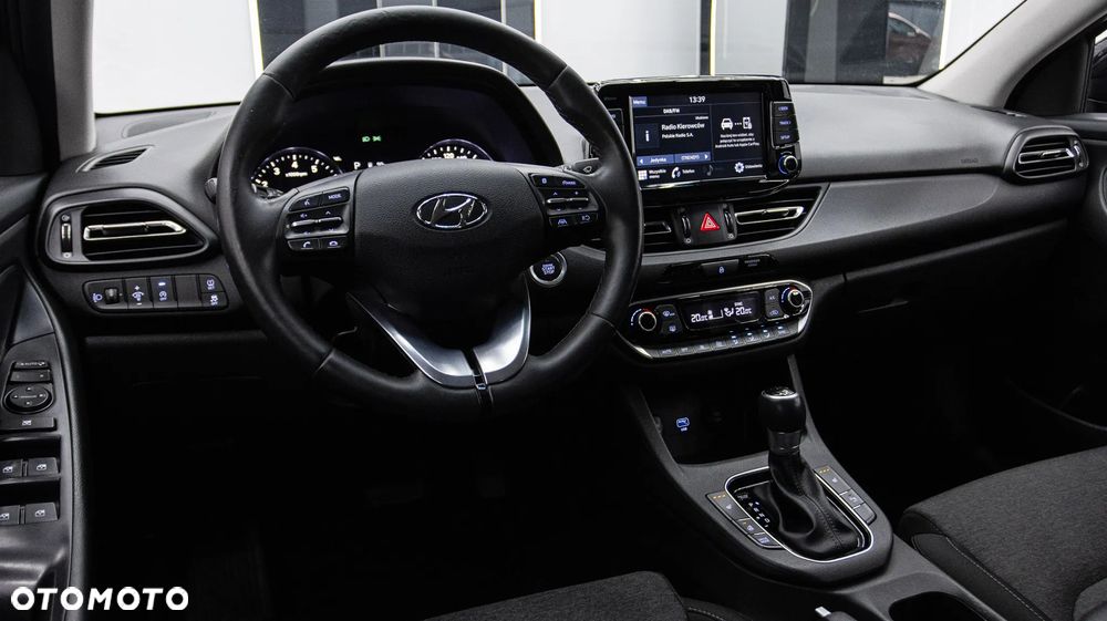 Hyundai i30 1.5 T-GDI 48V Smart DCT - 16