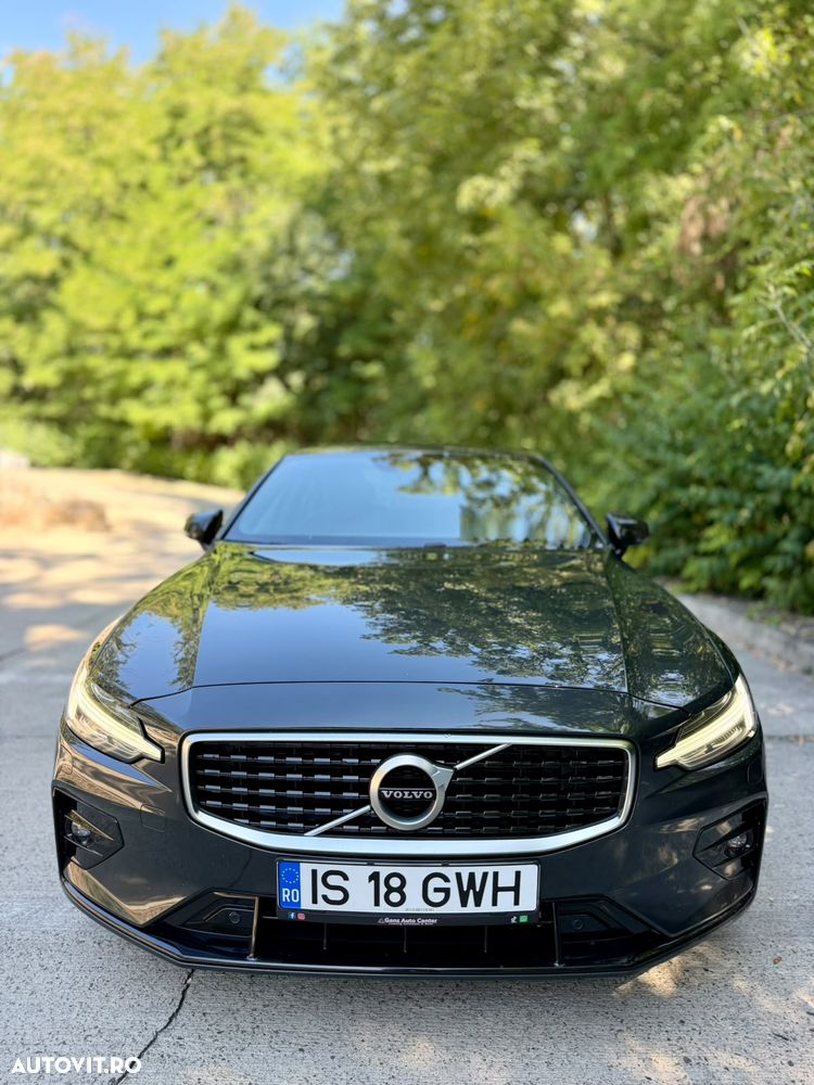 Volvo S60 T5 R-Design - 1