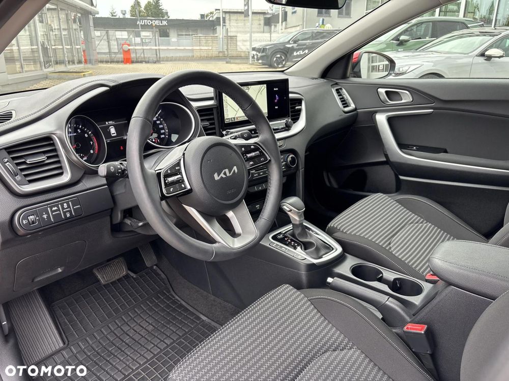 Kia Ceed 1.5 T-GDI M DCT - 10