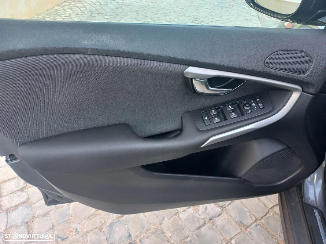 Volvo V40 1.6 D2 Eco Kinetic - 14
