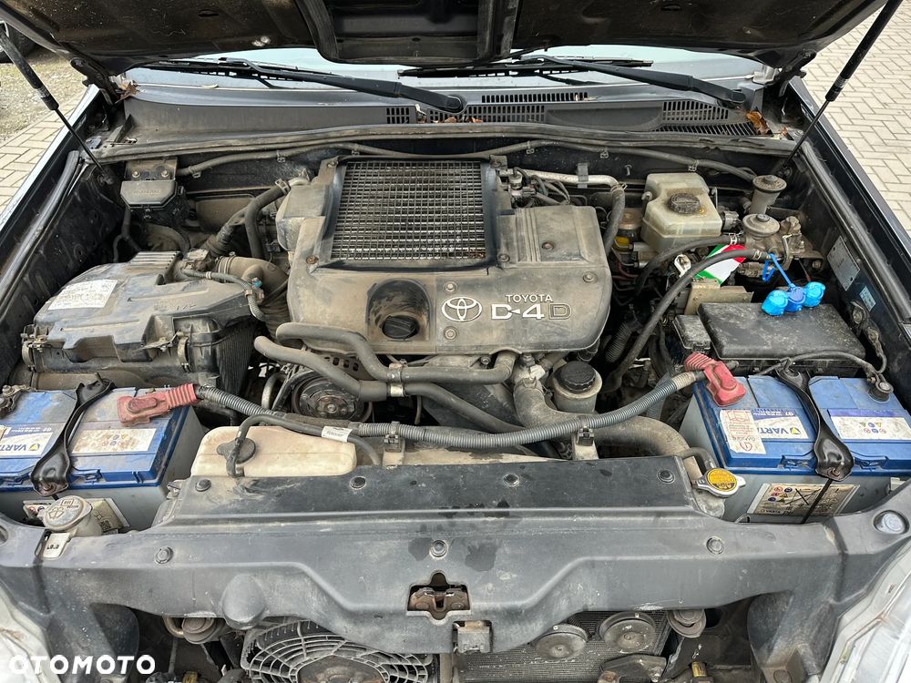 Toyota Land Cruiser - 27