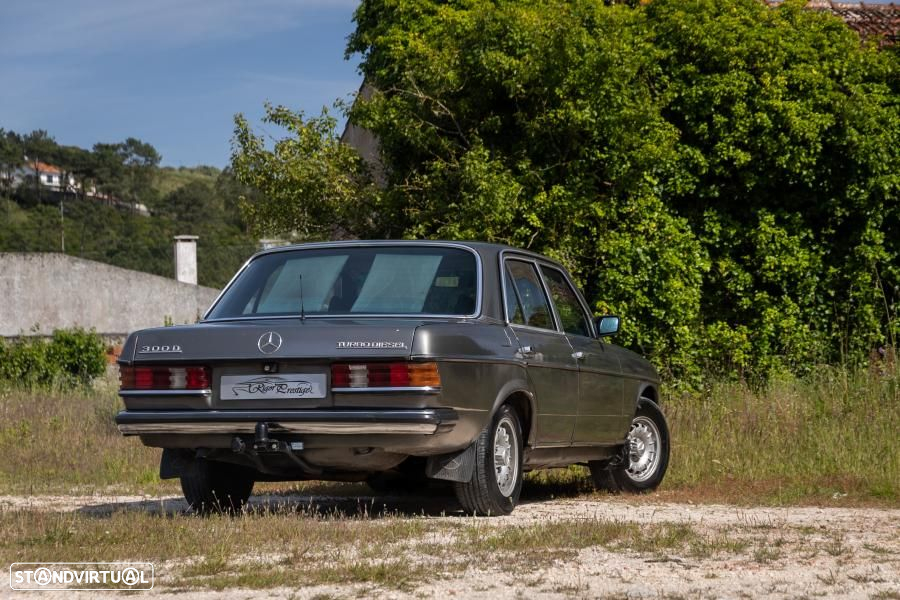 Mercedes-Benz 300 - 3